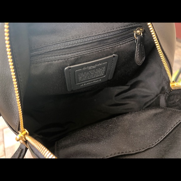 Gaby'sBags🎒Coach backpack signature NWT - Picture 8 of 8